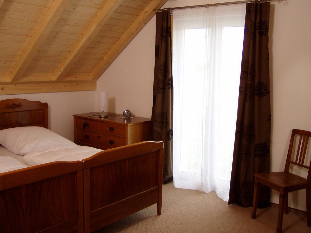 Gaestehaus Am Sonnenfeld Sommeri Kamer foto